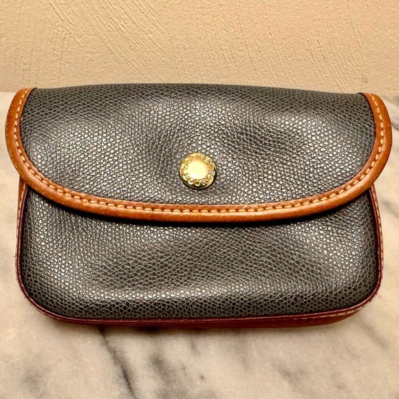 Dooney & Bourke Handbags - DOONEY & BOURKE Pebbled Leather Snap Wristlet  Black with Tan Trim EUC
